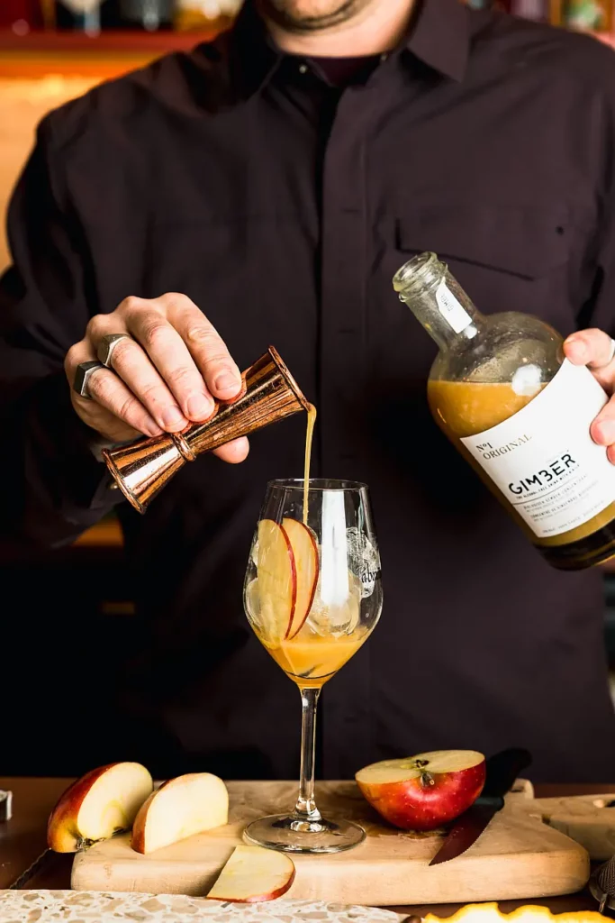 Ginger apple spritz